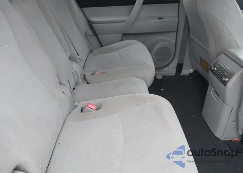 2012 Toyota Highlander Base V6 z USA, uszkodzony, nr VIN 5TDBK3EH4CS100204